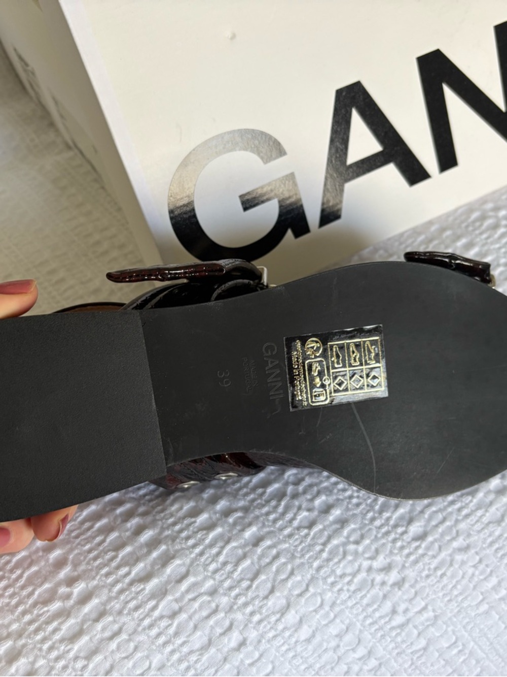 NIB - GANNI Burgundy Snake Buckle Ballerina Flat - Size 39 - Picture 5 of 9